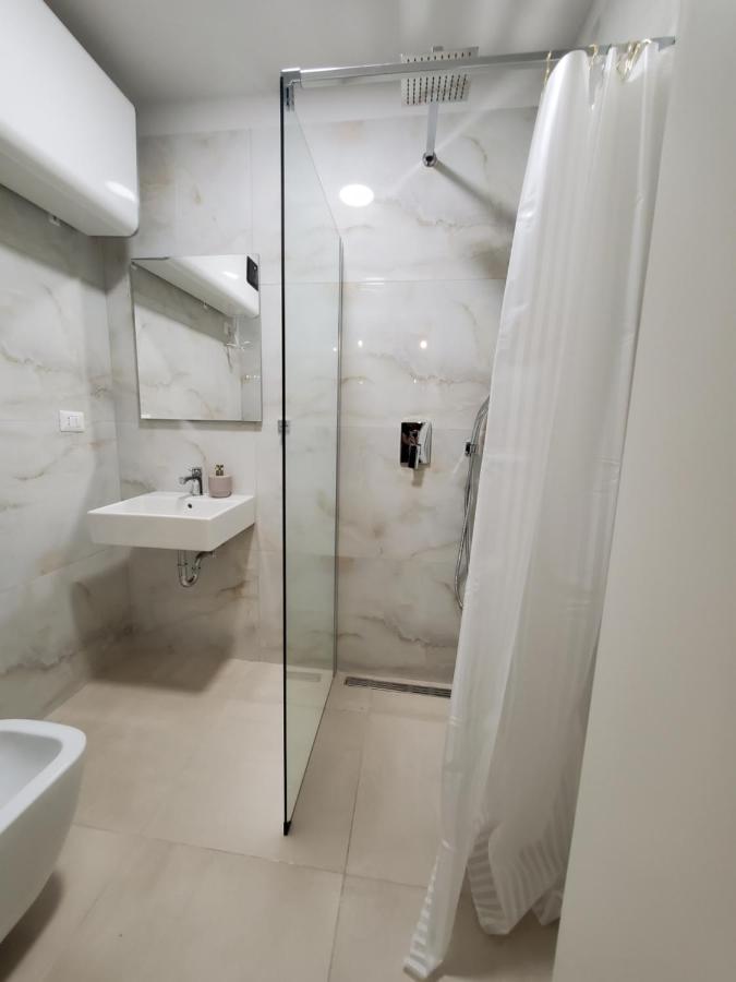 Bed and Breakfast Condesa Тирана Экстерьер фото